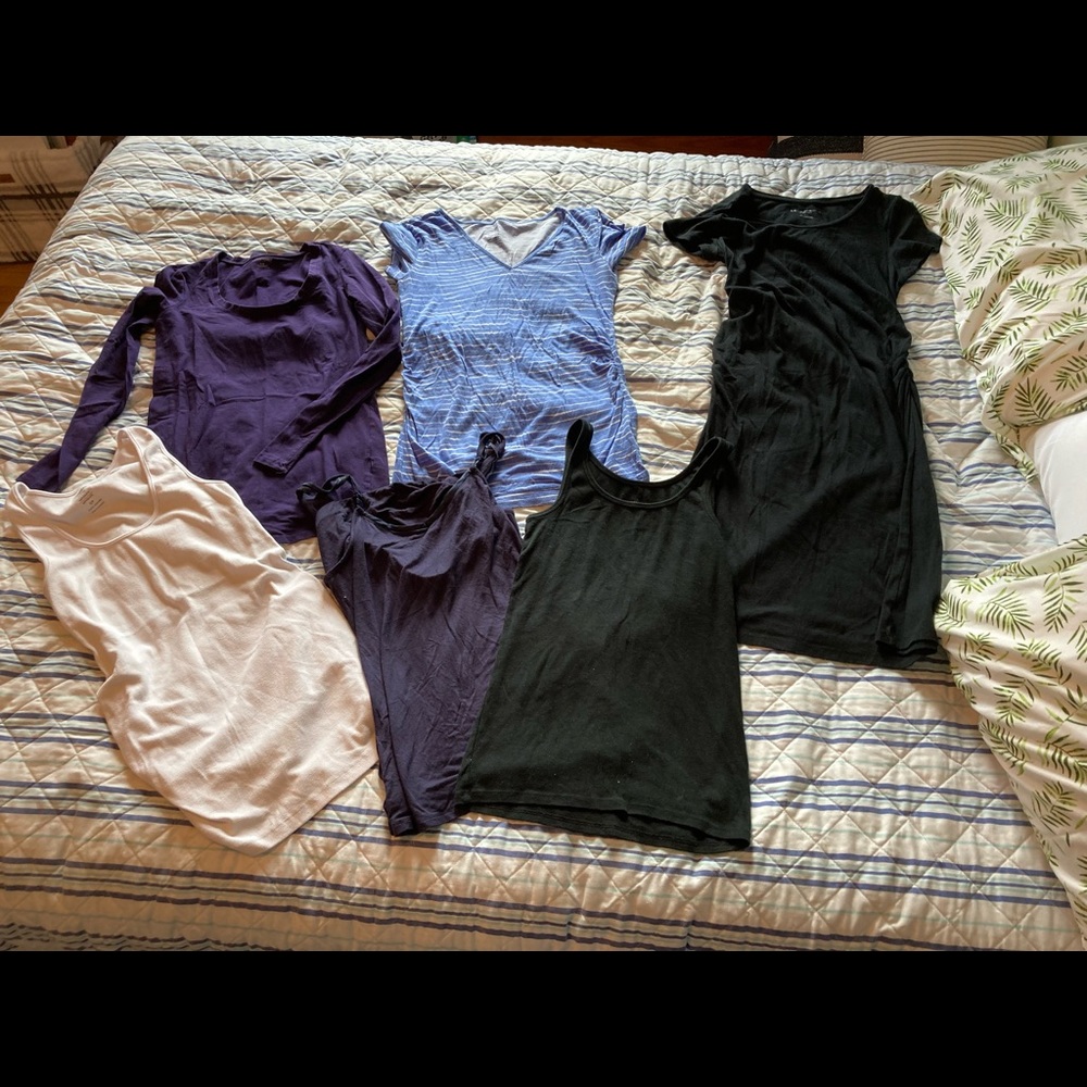 Maternity lot!!! Size small